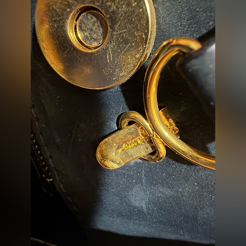 Salvatore Ferragamo Black l shoulder/crossbody‎ Bag with gold accents - Picture 11 of 11